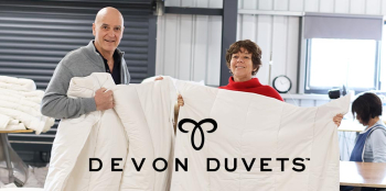 Showcasing our THREEduvets Modular Duvet System - Sleep Harmony for Couples