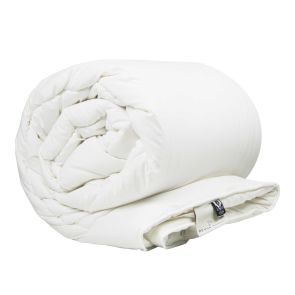 Super King Devon Duvet - Closewool Wool for Supreme Comfort and Sustainability.