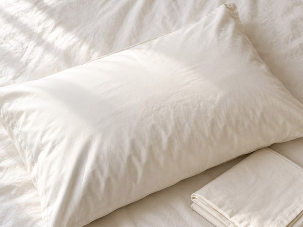 Keeping a wool pillow fresh